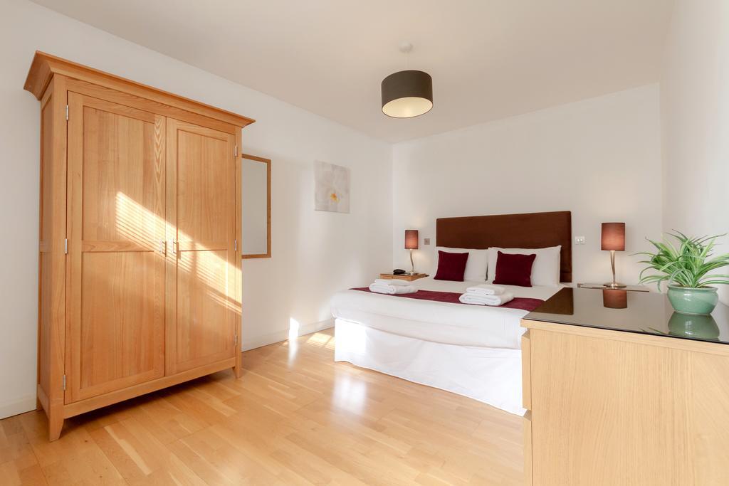 Roomspace Serviced Apartments - Groveland Court London Zimmer foto